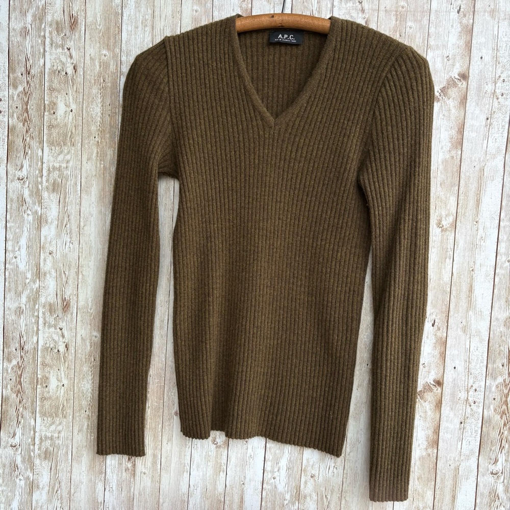 A.P.C. Wool Blend Ribbed V Neck Sweater